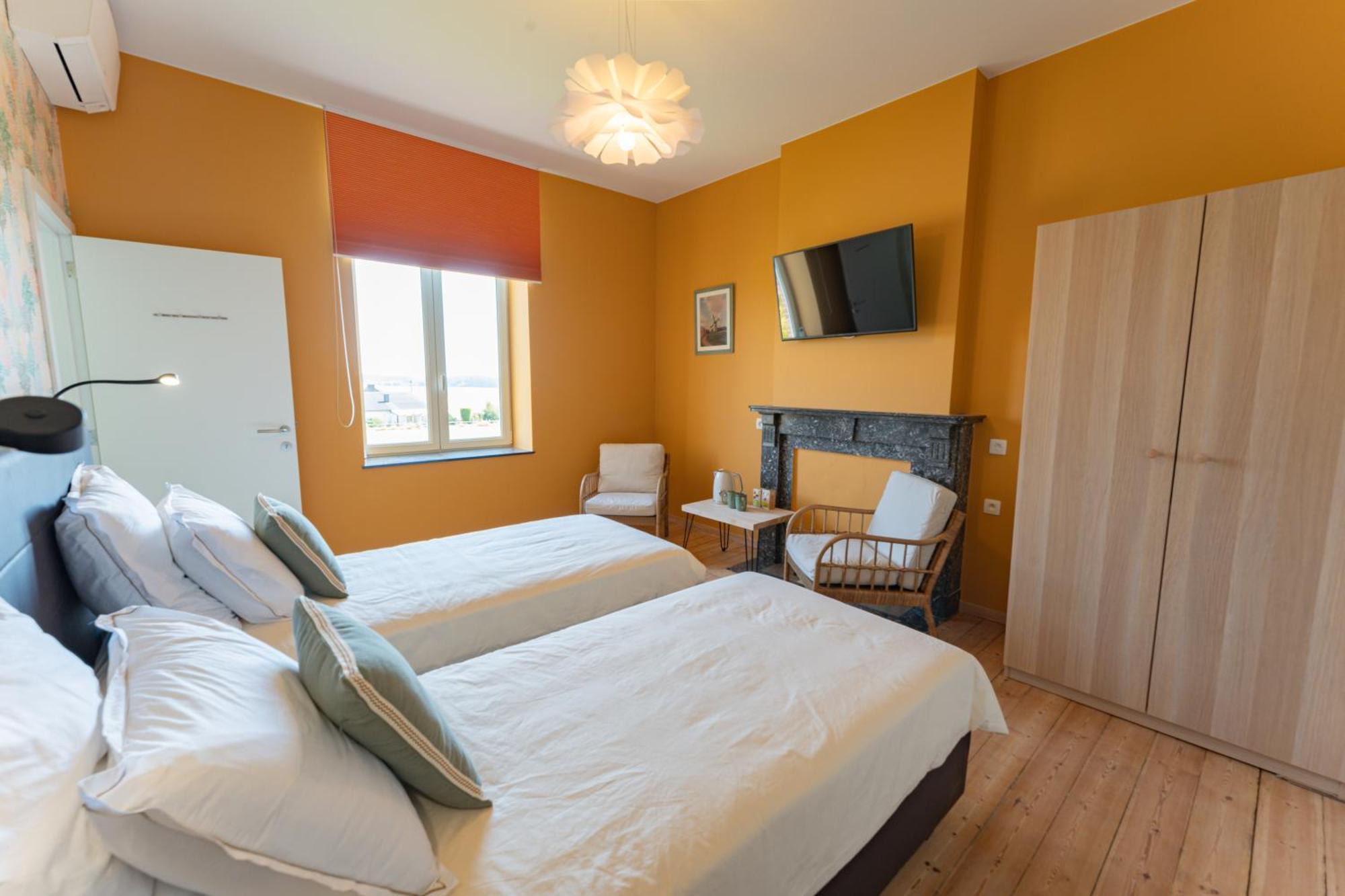 Manoir Du Moulin Hotel Berloz ภายนอก รูปภาพ